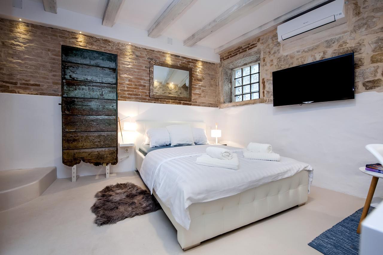 Luna And Guest house 4*
