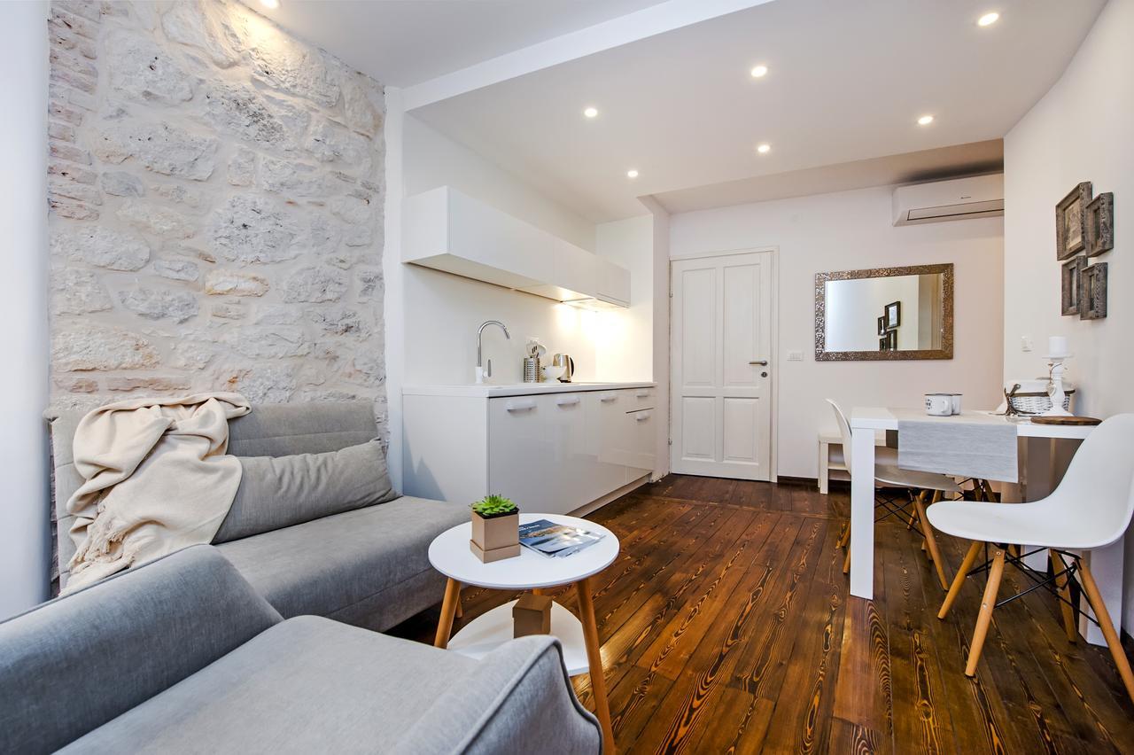 Luna And Guest house 4*